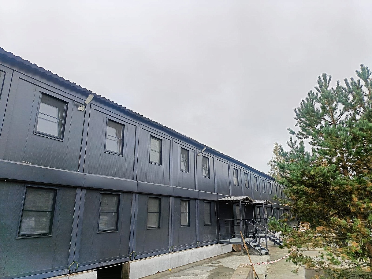 Общежитие на базе 90 модулей "Звезда" в городе  Великий Новгород